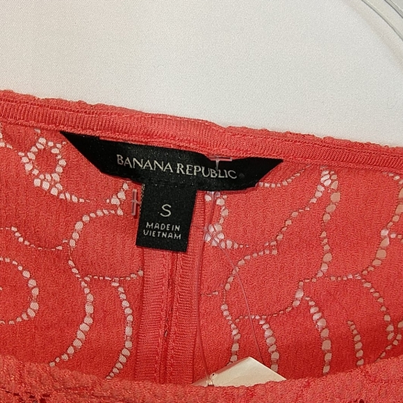 Banana Republic Coral Lace Flutter Sleeve Top - Picture 8 of 10
